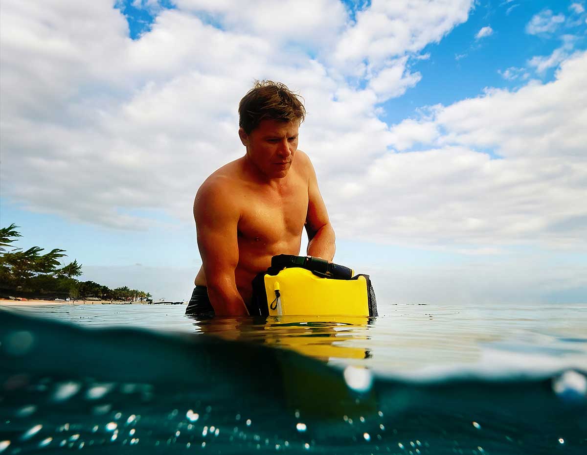 Classic Explorer Waterproof Backpack - 30 Litres - Image 9