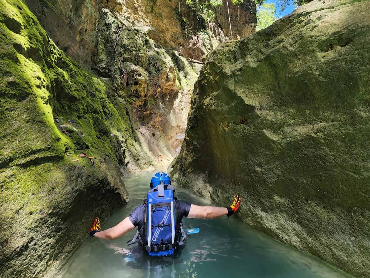 Pro-Sports Waterproof Backpack - 30 Litres - Image 11