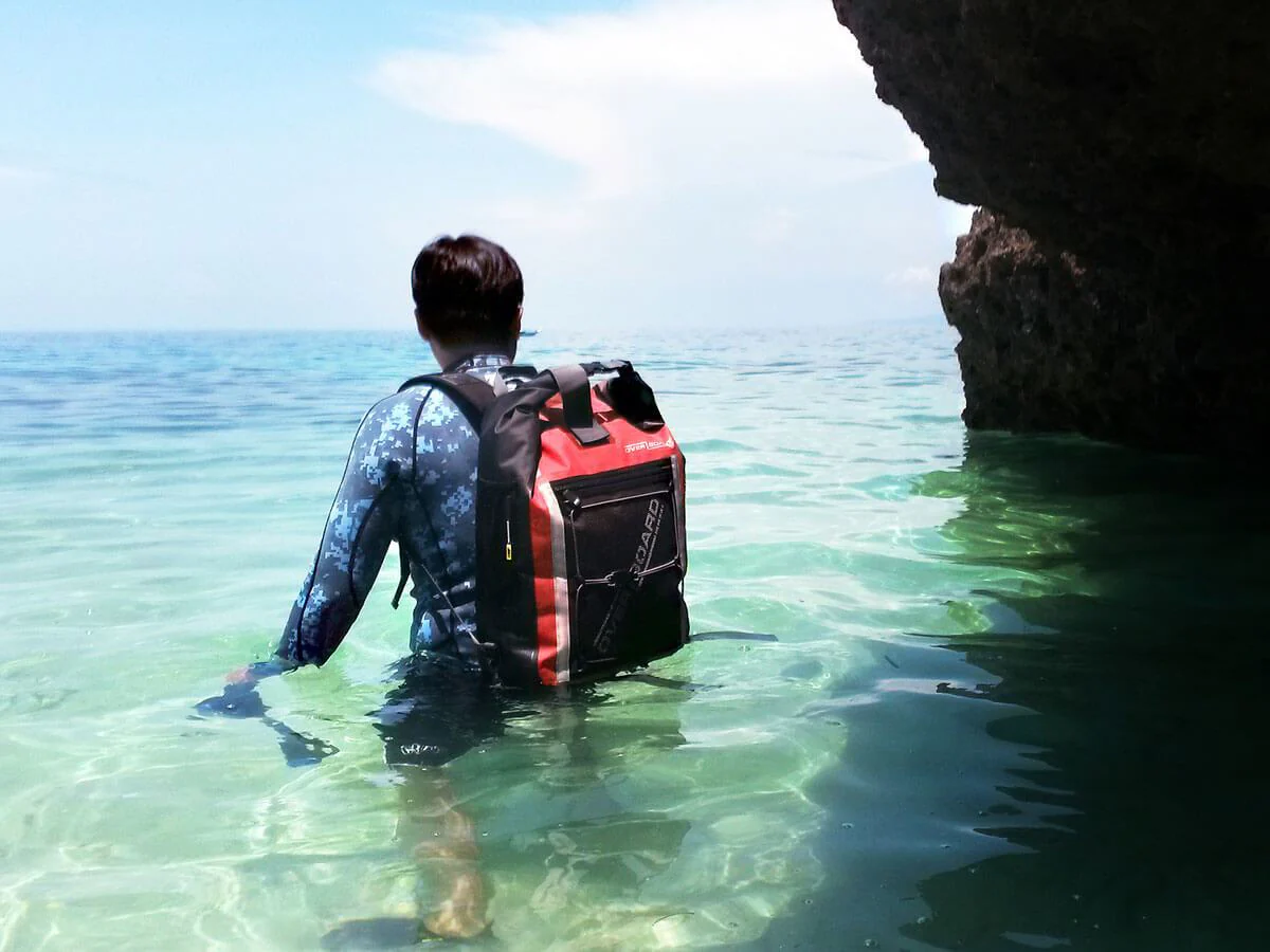 Pro-Sports Waterproof Backpack - 30 Litres - Image 15