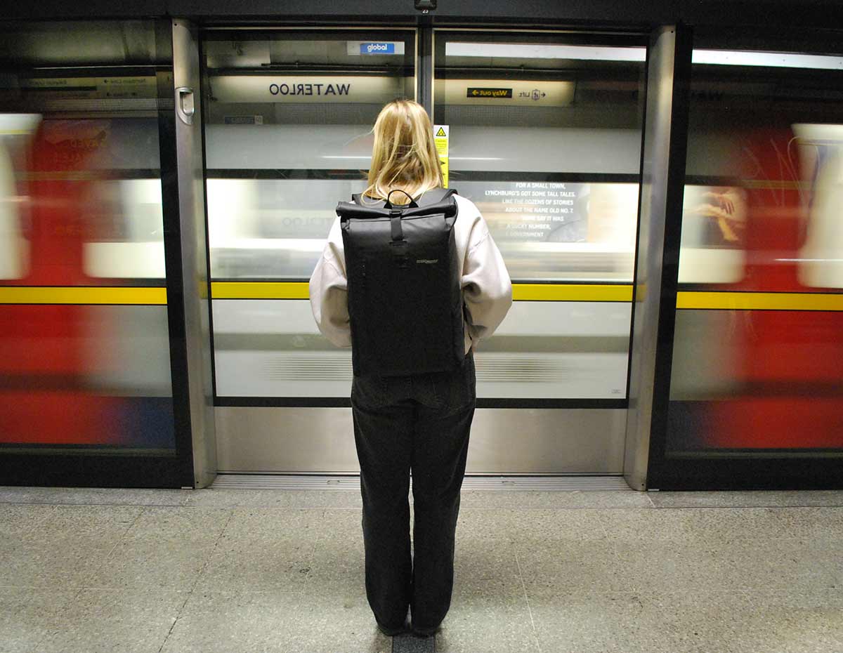 Urban Waterproof Backpack - 20 Litres - Image 9